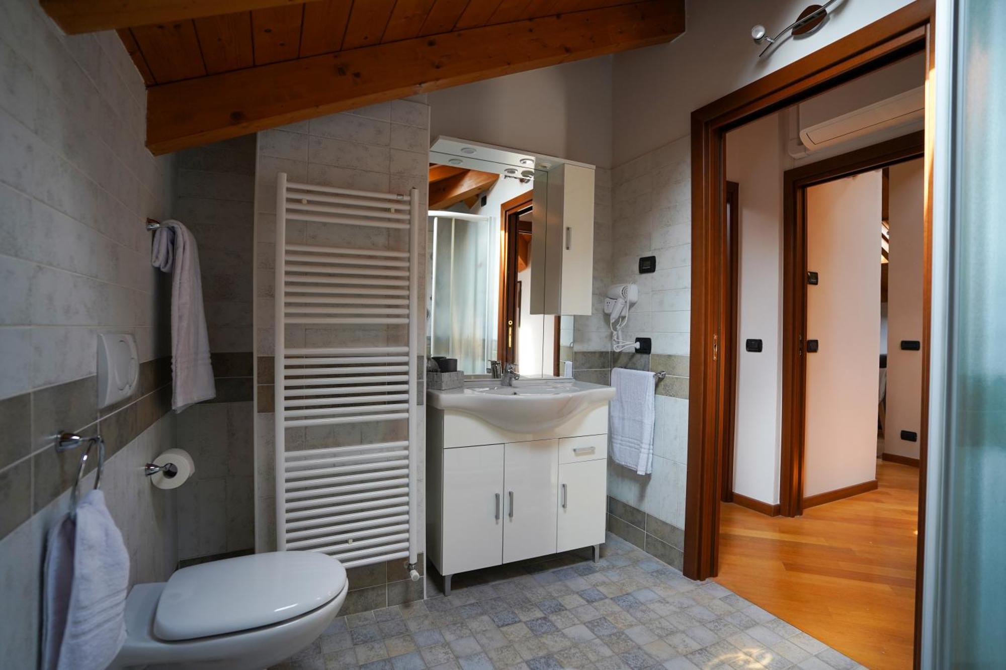 Ortensia Penthouse Leonardo Academy, Mxp & Laghi Sesto Calende Ngoại thất bức ảnh