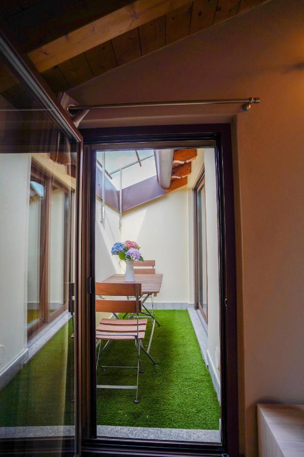 Ortensia Penthouse Leonardo Academy, Mxp & Laghi Sesto Calende Ngoại thất bức ảnh